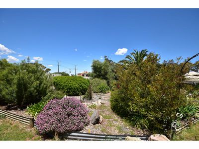 15-18 Halfway House Road, Sedan