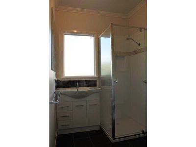 2A Leonard Avenue, Flora Hill