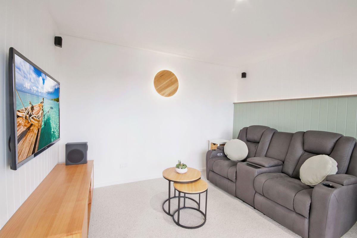 2 / 8 Curt Lane, Narooma
