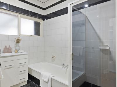 1 Almond Avenue, Dernancourt