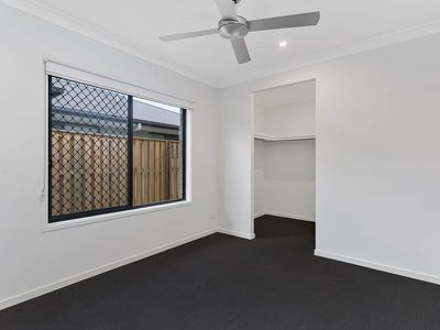 4 Fleming Street, Logan Reserve