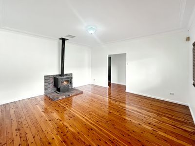 16 Corbett Avenue, Dubbo