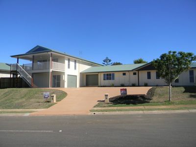 2 / A Greenhills Esplanade, Maleny