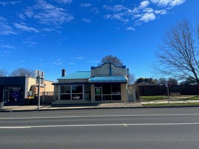 87 Adelaide Street, Blayney