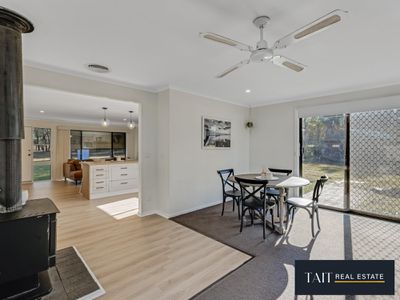 17 Mistletoe Lane, Glenrowan