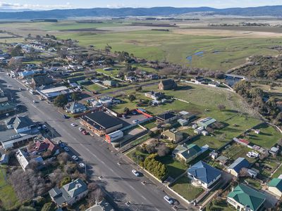 123 High Street, Campbell Town