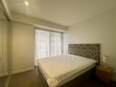 832 / 572 St Kilda Road, Melbourne