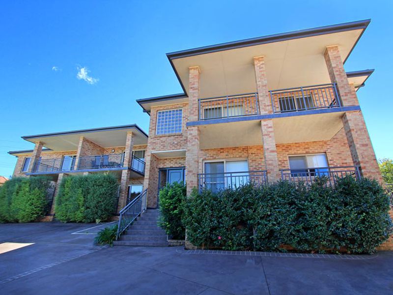 2 / 13 Melinda Grove, Lake Heights