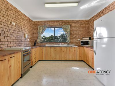 28 Elizabeth Drive, Vincentia