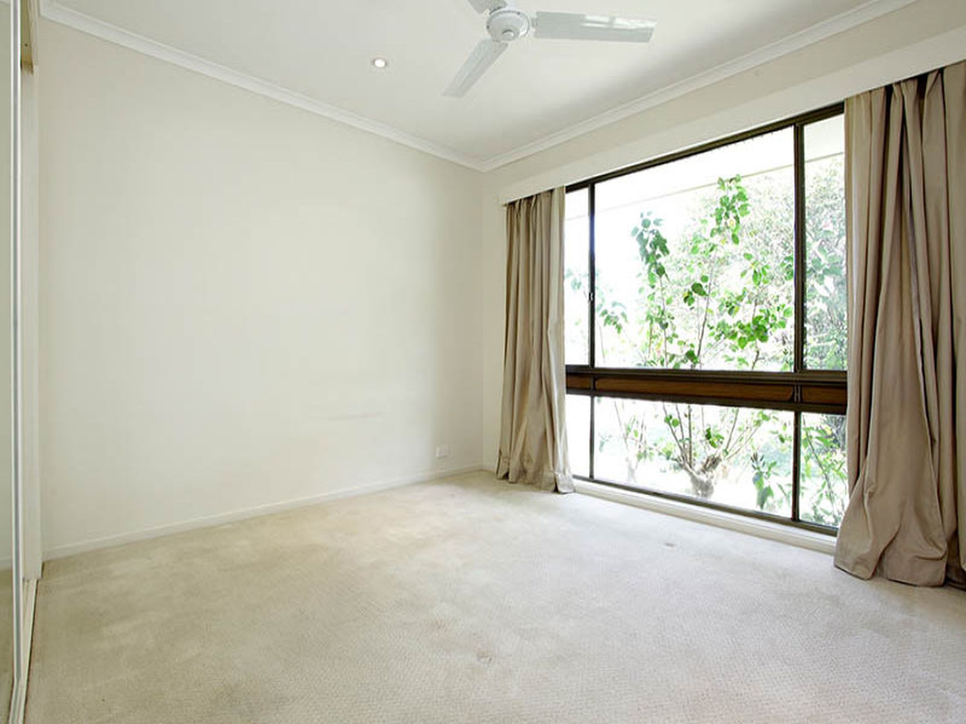 23 The Lakes Drive, Tweed Heads West