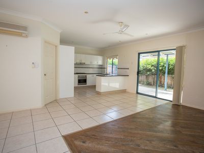 5 / 7 Erromango Drive, Jubilee Pocket