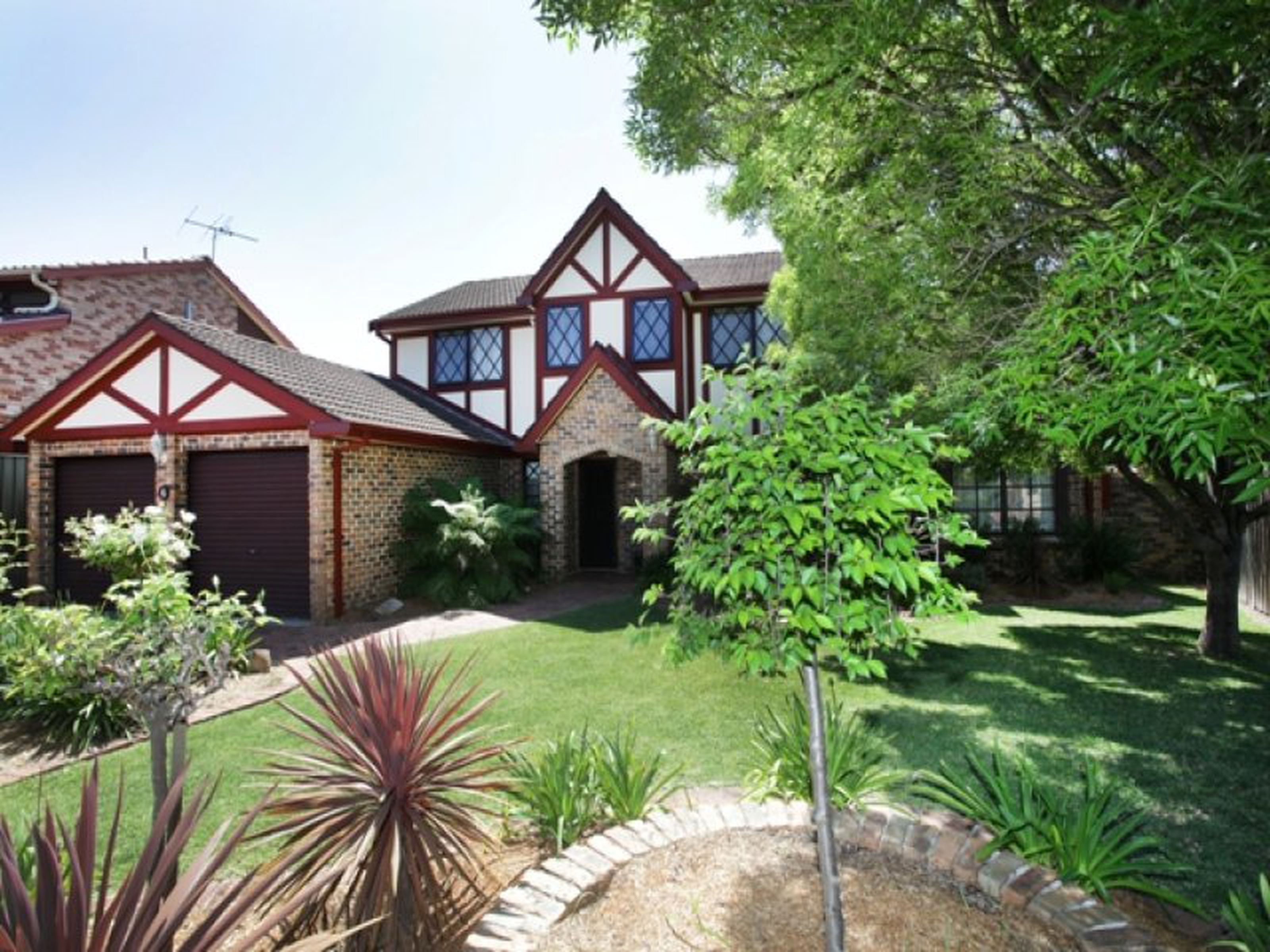 6 Lavender Close, GLENMORE PARK