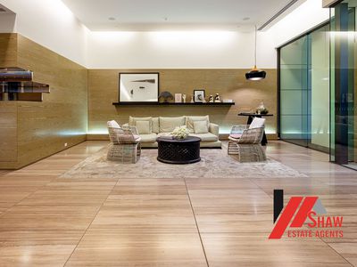 2D / 8 Waterside Place, Docklands