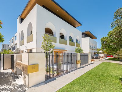 9 / 18 Webster Street, Nedlands