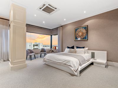 25 / 4 Crawley Avenue, Crawley