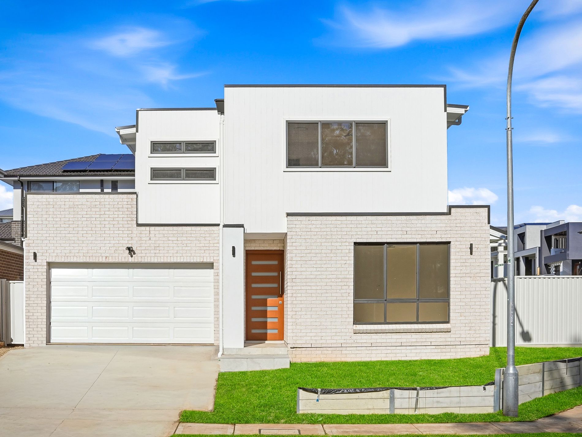 26 Rainforest Street , Box Hill