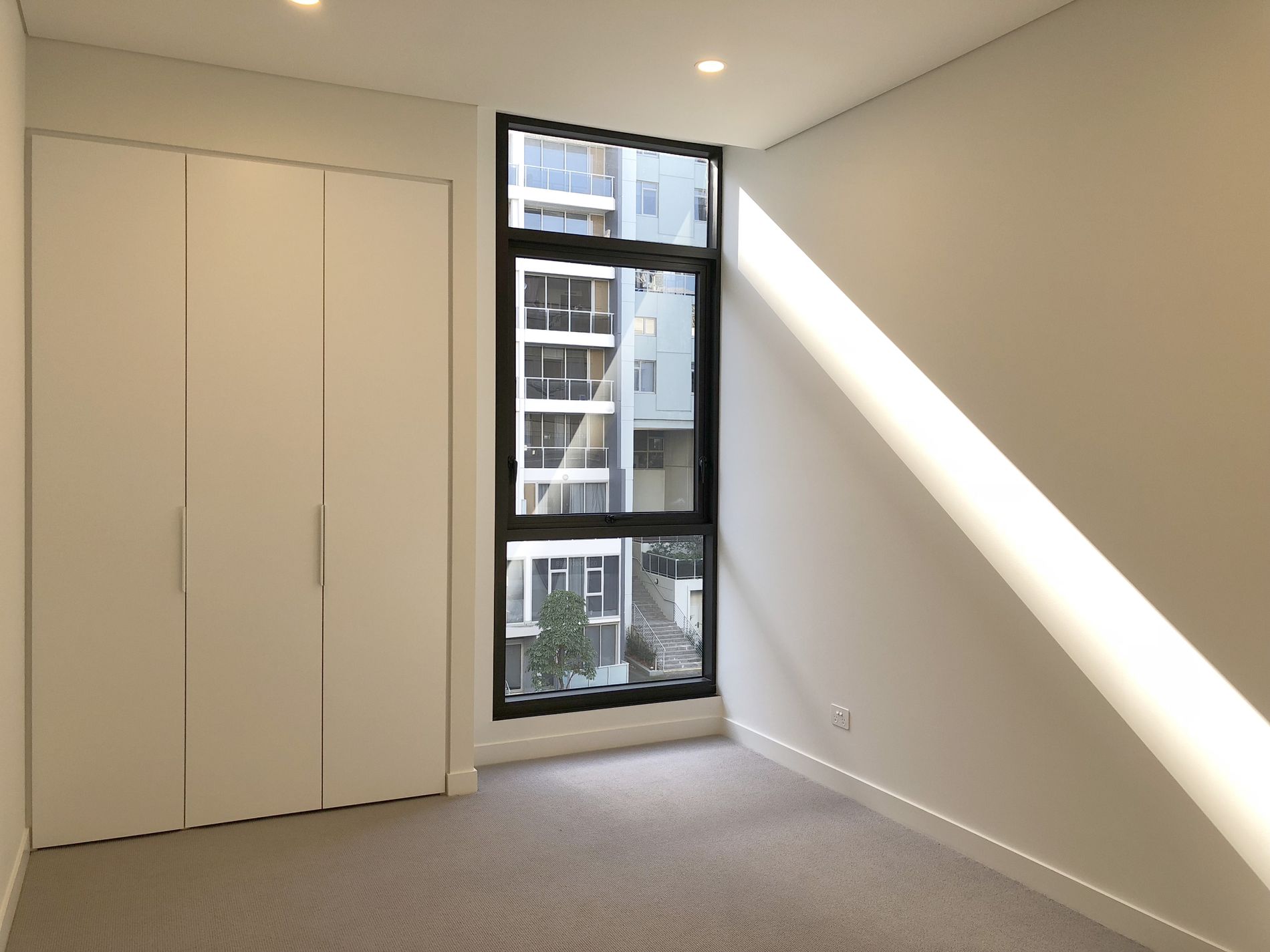 1307 / 15 Lachlan Street, Waterloo