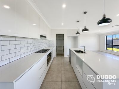 43 Argyle Avenue, Dubbo