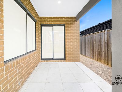 12 Favero Street, Clyde North