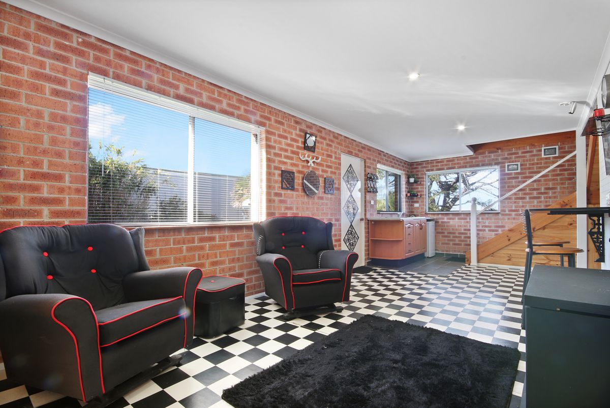 107 Noble Parade, Dalmeny