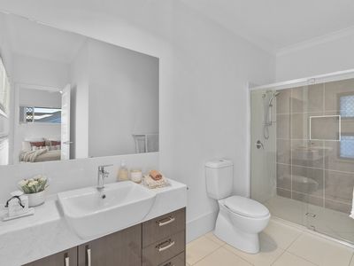 38 Santiago Crescent, Spring Mountain