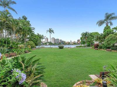 Unit 2201 / 25 Anderson St, Kangaroo Point