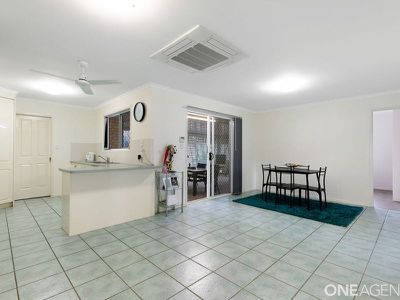 29 Foreshore Drive, Urangan