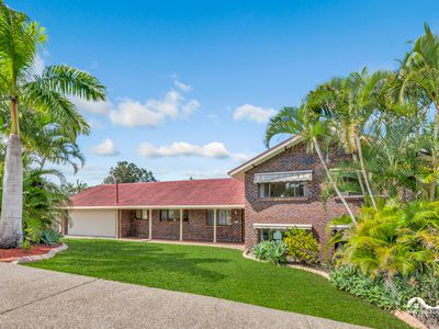 13 Bairnsdale Court, Helensvale