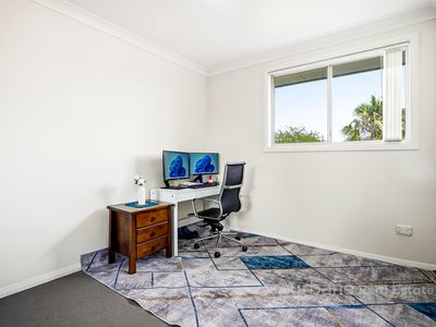 2 / 74 Irwin Street, Werrington