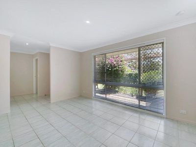 10 Wilpowell Street, Oxley