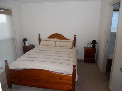 5 April Villa, Mount Gambier