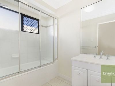 3 Lemonwood Court, Douglas