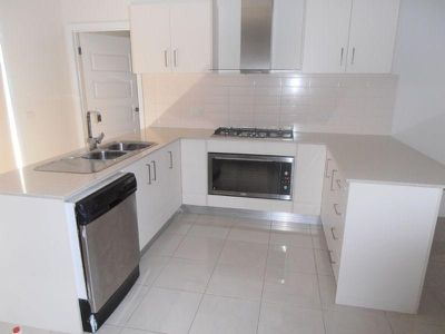 2 / 15 Hughes Crescent, Dandenong North