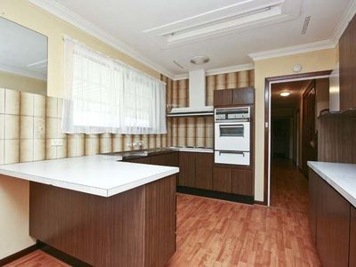2 Venus Way, Hillarys