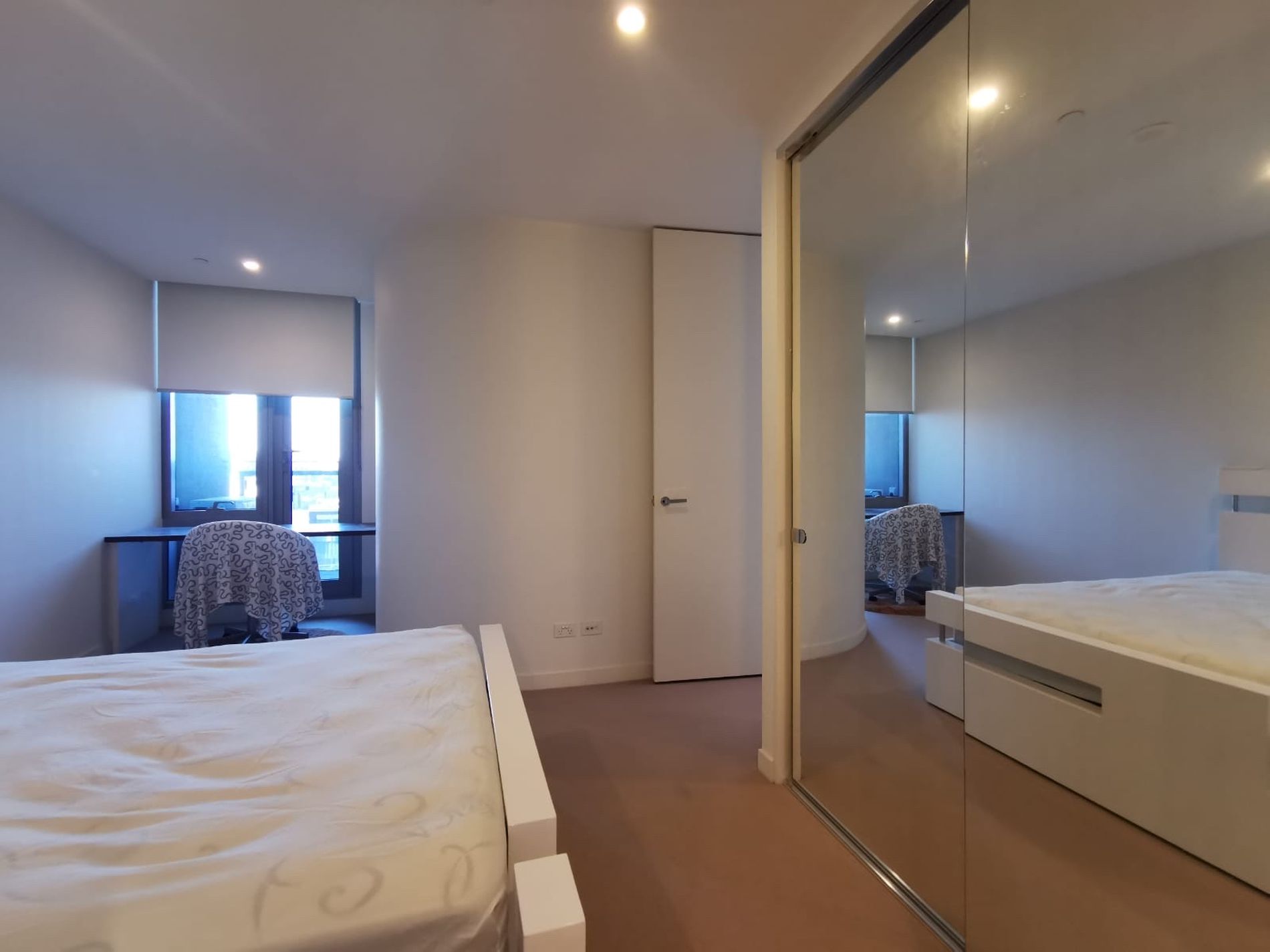 808 / 227 Toorak Road, South Yarra