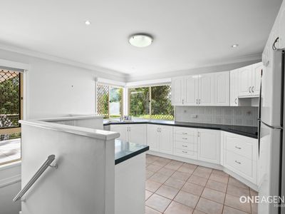 30 Pinaster Street, Forest Lake