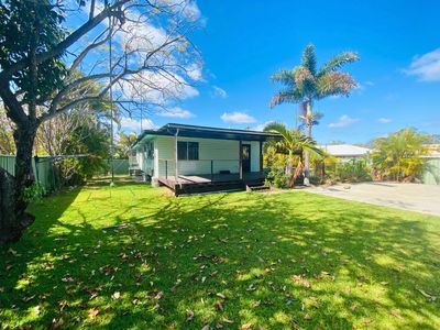 8 Armstrong Crescent, Dysart
