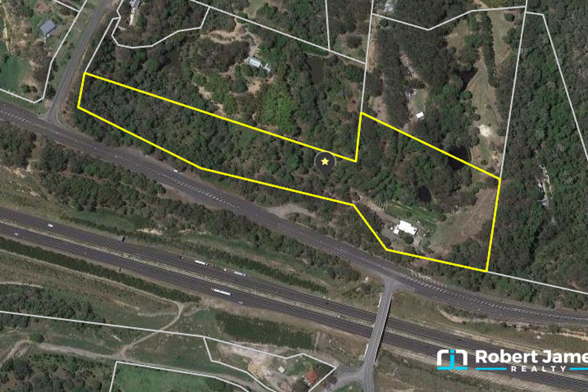 42 Hillview Lane, Pomona