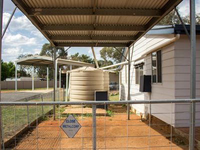 6 Myrangle Street, Yeoval
