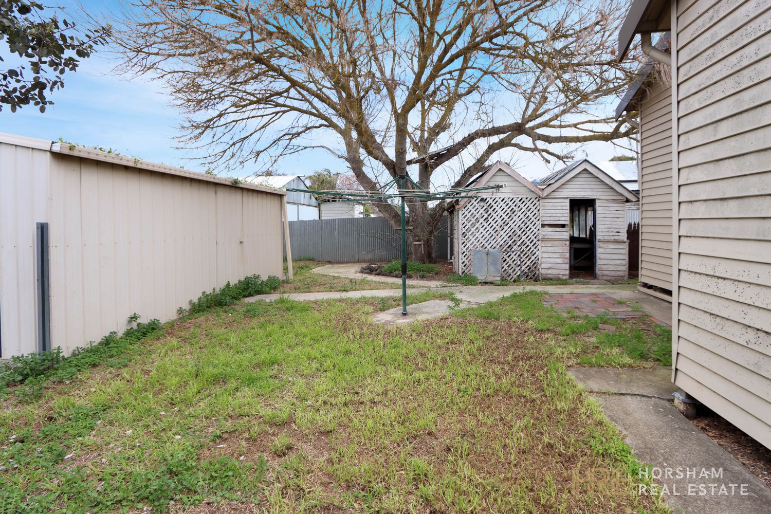 6 Railway Avenue, Horsham