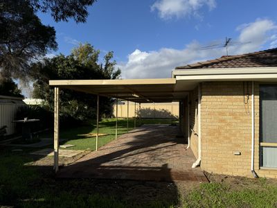 2 Panton Court, Middle Swan