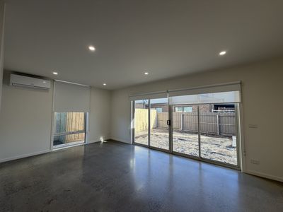 3 / 24 Willana Avenue, Hamlyn Heights