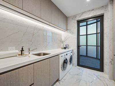3601 / 99 Mill Point Road, South Perth
