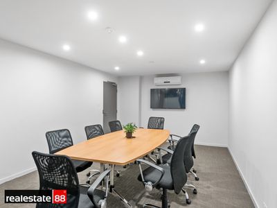 99 / 172 Railway Parade, West Leederville