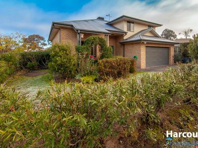 1 Macadamia Close, Jerrabomberra