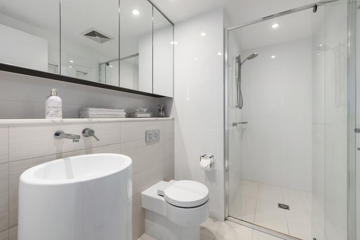 707 / 1 Oracle Boulevard, Broadbeach