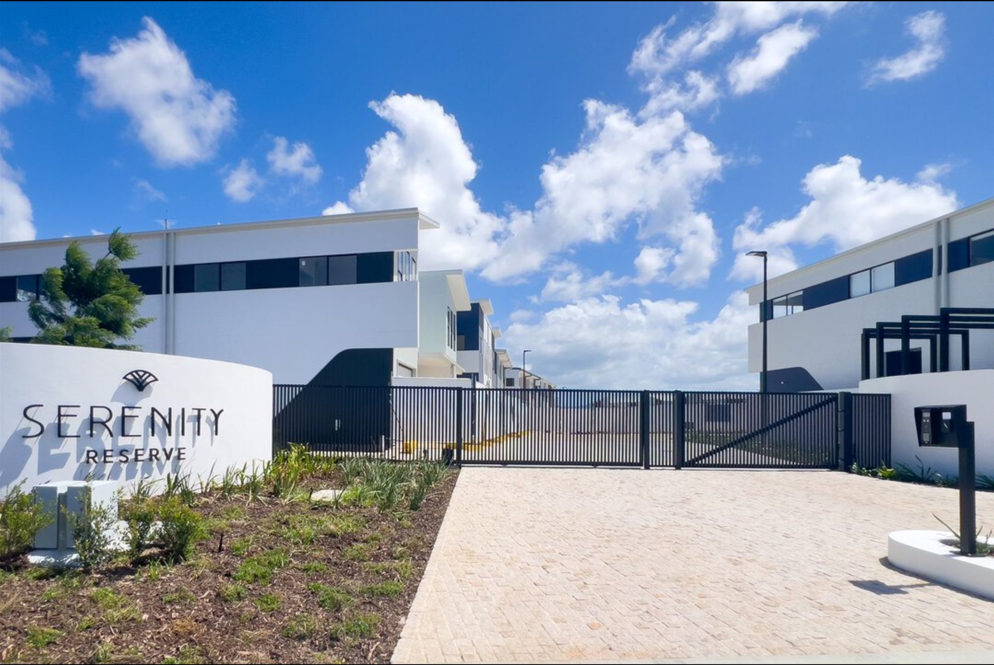 46 / 1 Lake Serenity Blvd, Helensvale