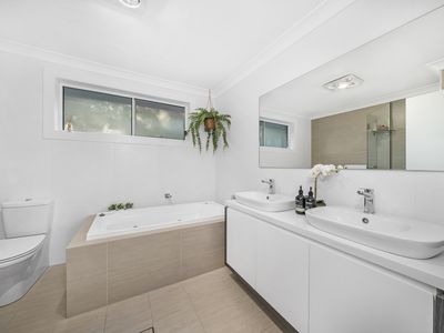 5 Arlington Avenue, Castle Hill