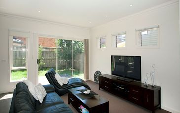 25 Tilbavale Close, Hallam