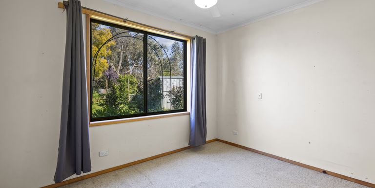 59 Shiffner Street, Violet Town
